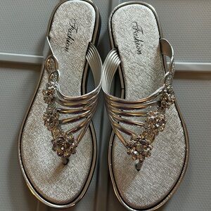 Silver flip flops size 39 /8